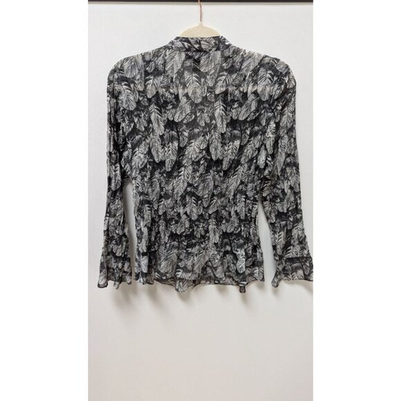 Style & Co Black/White Feather Print Pleated Blouse - Picture 2 of 2